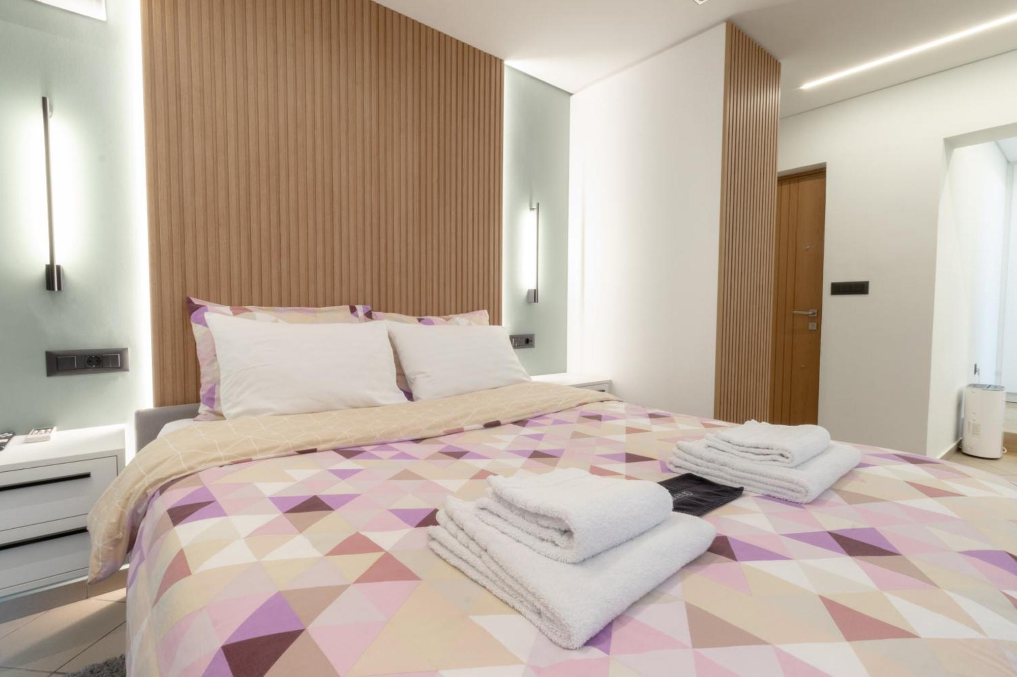 Nafpaktos-Luxury Suite מראה חיצוני תמונה